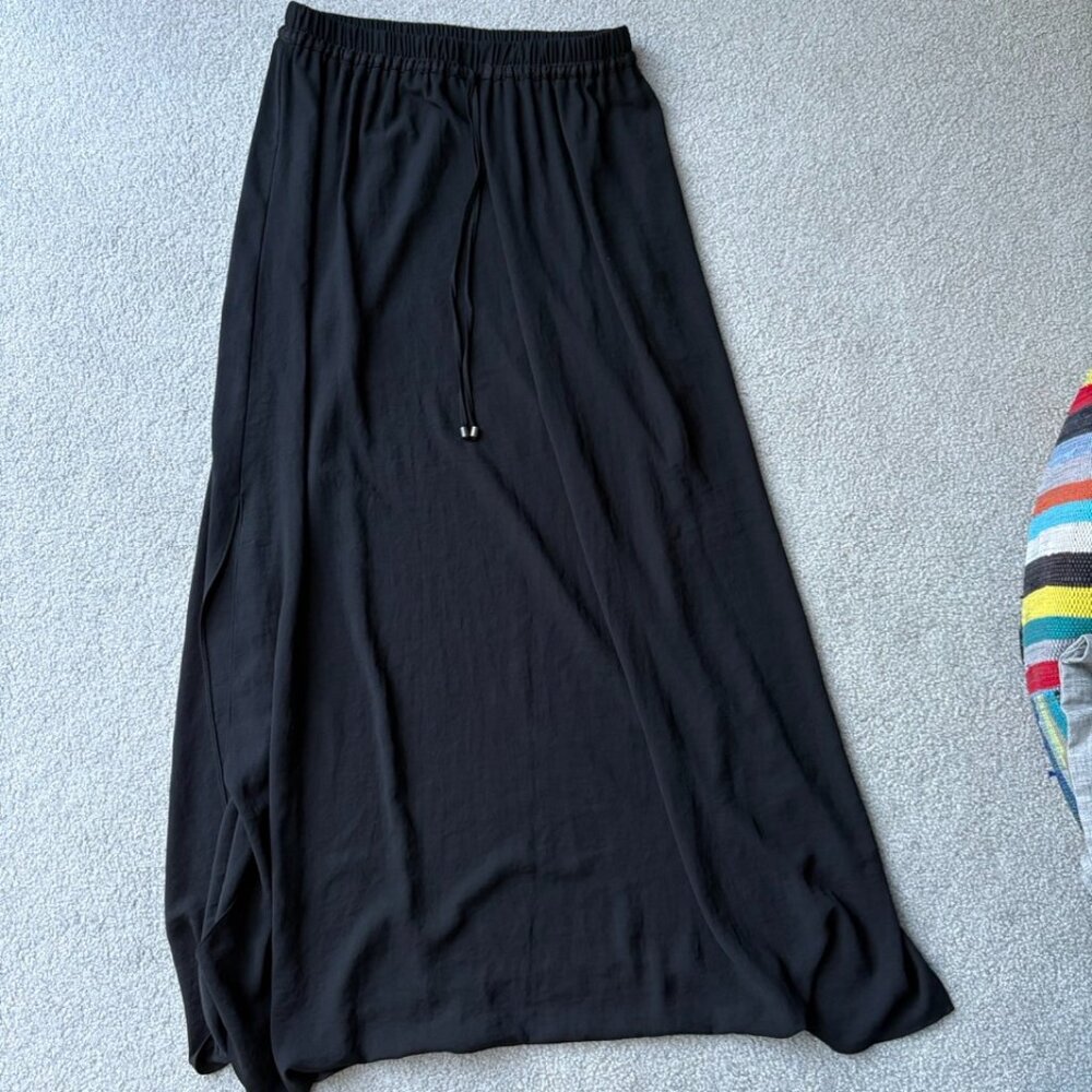 Zara - maxi black skirt with slit - medium